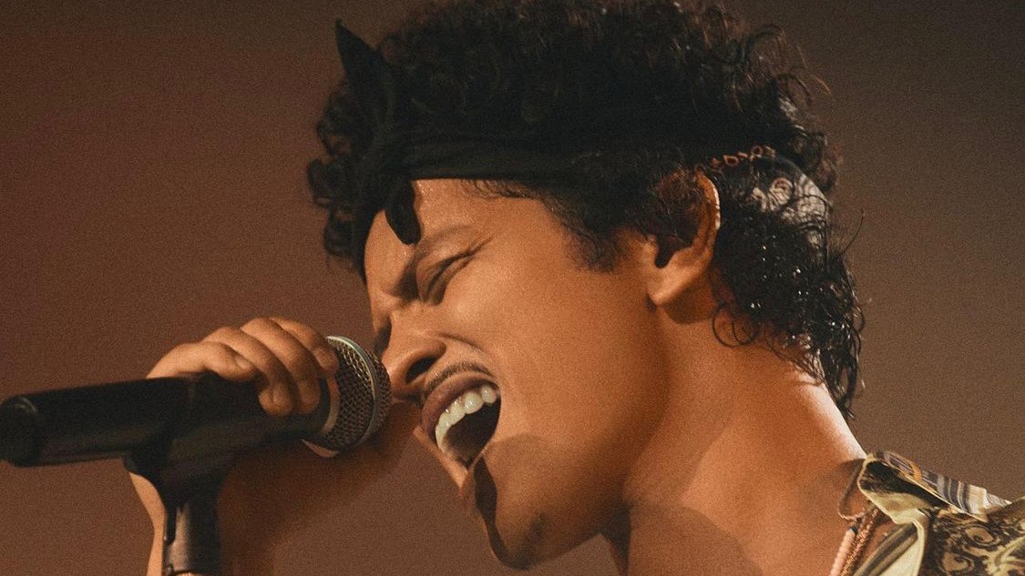 Happy Birthday to Bruno Mars.
(Peter Gene Hernandez)
(October 8, 1985) 