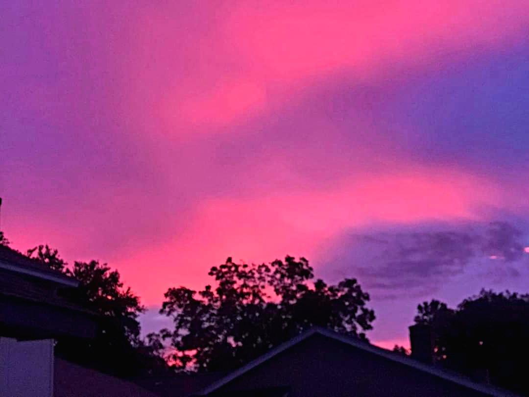 Monica_Blew's tweet photo. Sunset during this evening's run
#runset #runner #outdoors #sunset https://t.co/YacEr4WwED
