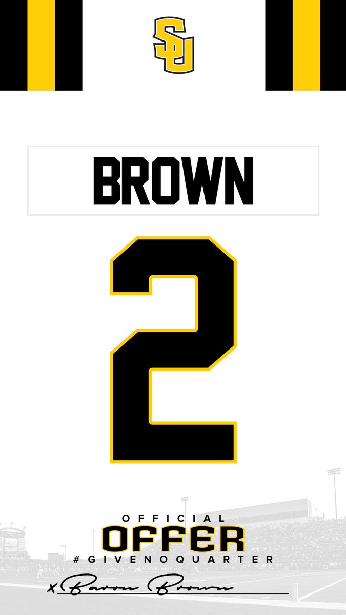 Beyond blessed to receive my first offer from Southwestern University!!
<a href="/SUPiratesFB/">Southwestern FB</a> <a href="/CoachBishopSU2/">Coach John Bishop</a> <a href="/EP_Mindset/">Michael Johnson</a> @RileyLa54728475