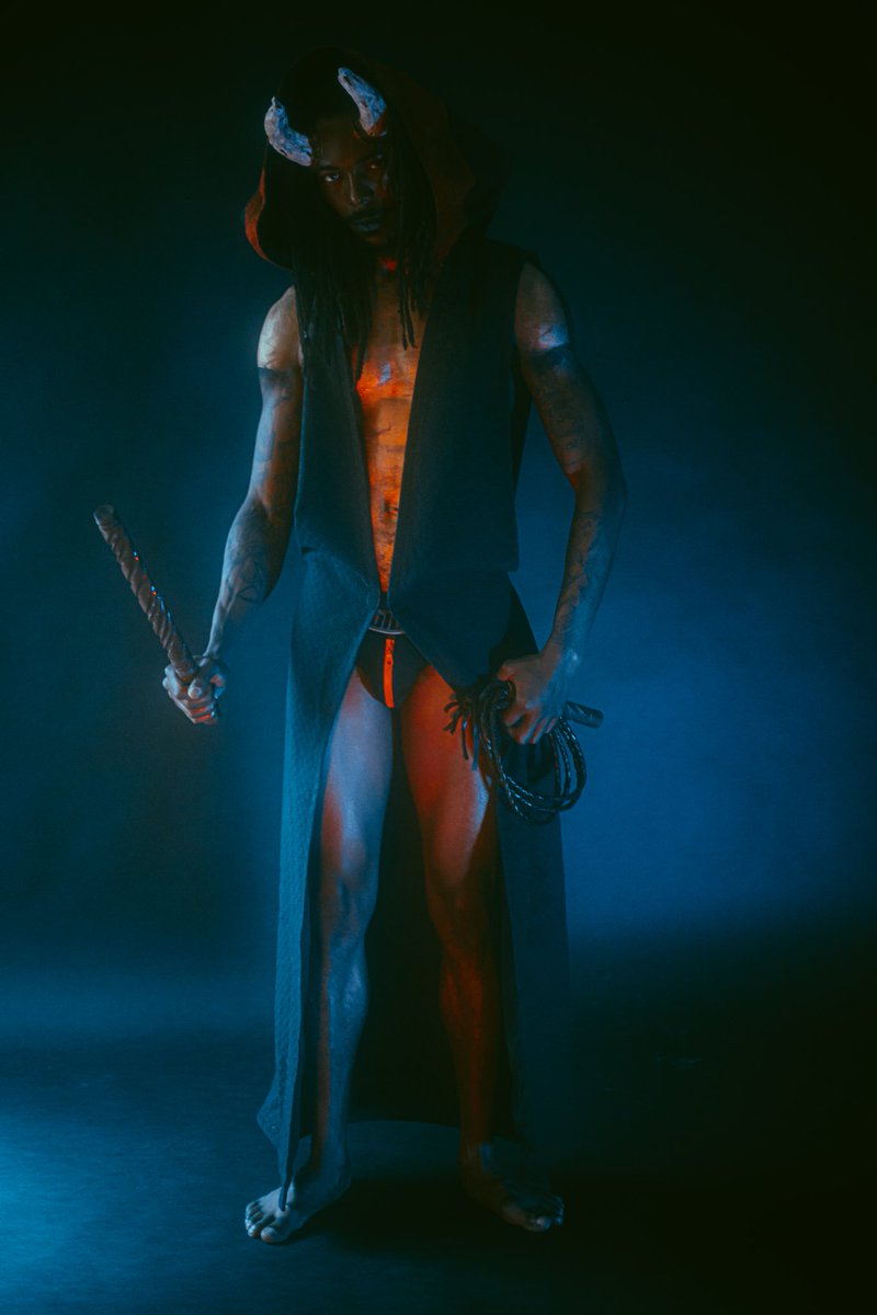 KnottyRL's tweet photo. @velvet_archives blows my fucking mind!!!
 So happy with these pics. https://t.co/Lf572cPn3C