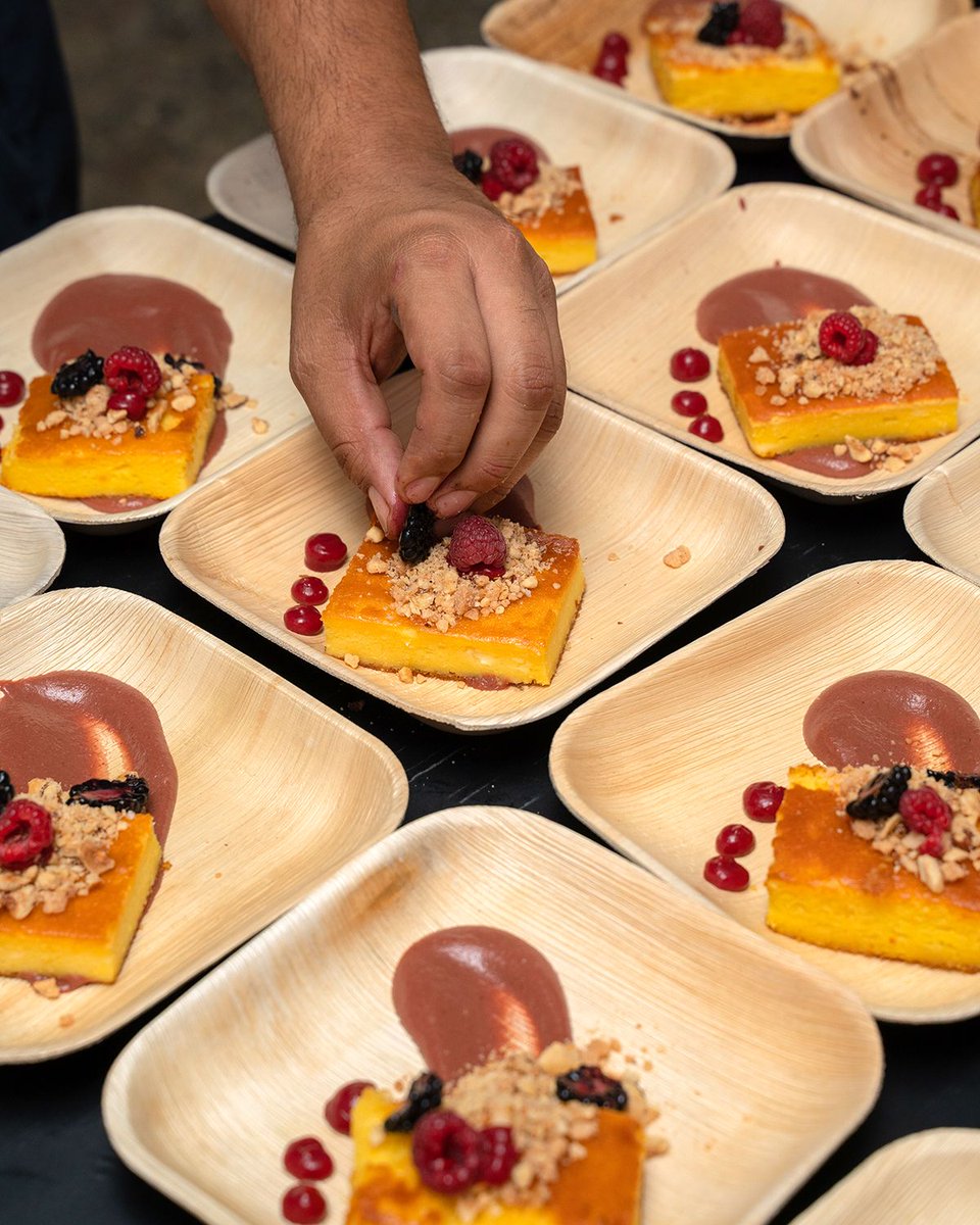 oregonberries's tweet photo. The Summer of Feast was a different kind of @feastpdx but we came together and were able to celebrate everything we love about food & our community.
π· 1&4: Aubrie LeGault π· 2: Fernando Amaro π· 3: Cheryl Juetten
#oregonberries #throwbackthursday #blackberries #feastpdx https://t.co/IhcqrN0tqz