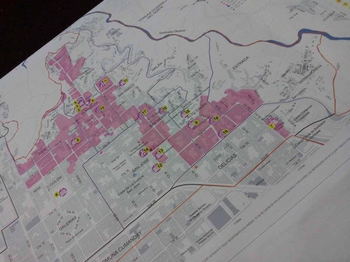Hoy con el Co-laboratorio Pluriversos Cultura y Poder en otra fase de Cartografía de la memoria viva de la Comuna san José #manizales #parenelmacrodesastre