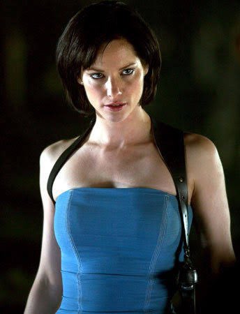 RT @RyU_zer: バイオハザード実写映画が話題となっておりますが、旧