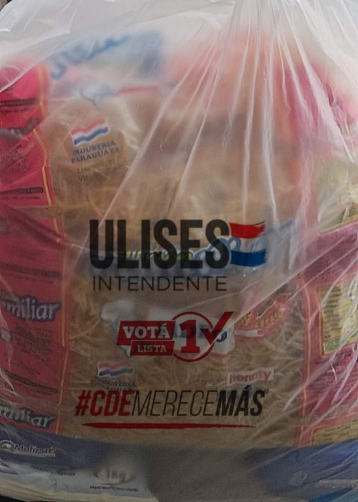 jfergo86's tweet photo. #CDEmereceMas he'i el candidato a Intendente colorado 😂😂😂 https://t.co/qCxDZK3WHl