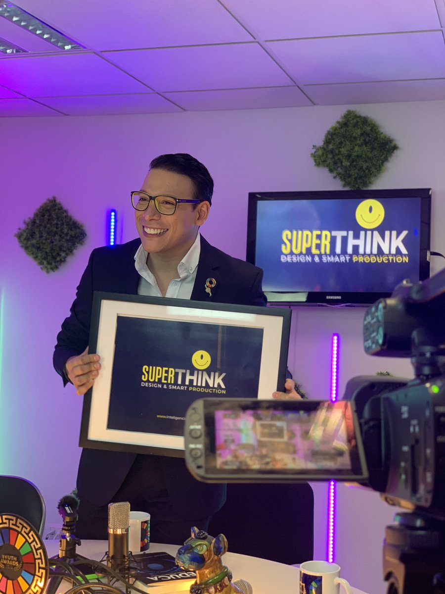 EduardoCarreonM's tweet photo. No quepo de gusto! πβ¨π€ͺ
Nace #SuperThink
.
.
.
@Educa_DotCom https://t.co/eycKtOIlNU