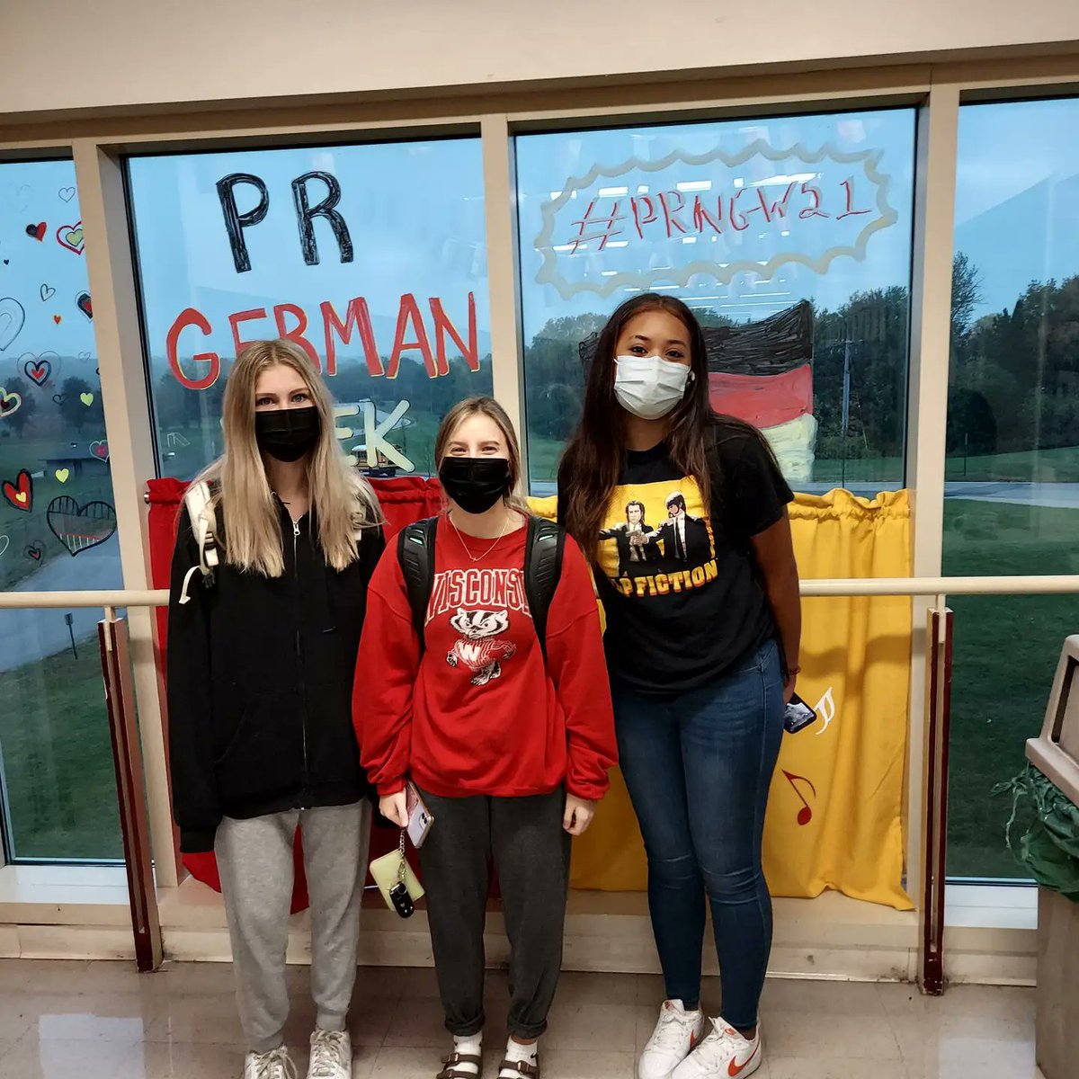 HerrProfHiggins's tweet image. #PRNGW21 Schwarz-Rot-Gold Teil 1 #learngerman @AATGOnline @SKochPR #prexperience