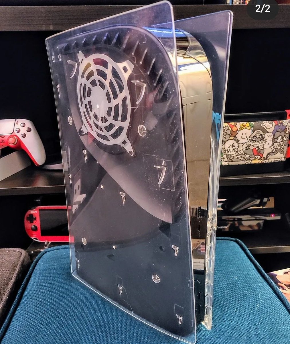 Starkillerdark's tweet photo. Achei que ficou muito bonito (não é meu) #ps5custom https://t.co/31ZmNO6ErX