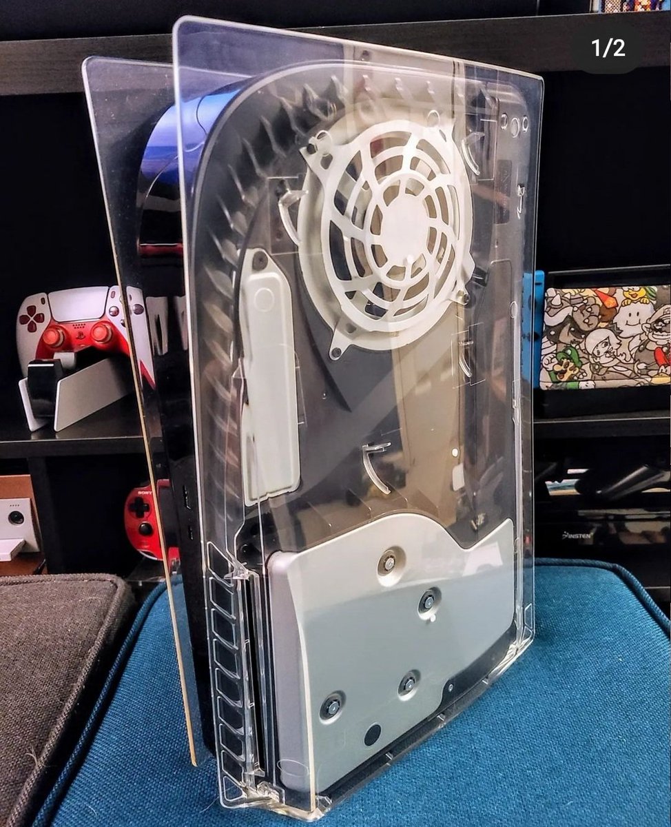 Starkillerdark's tweet photo. Achei que ficou muito bonito (não é meu) #ps5custom https://t.co/31ZmNO6ErX