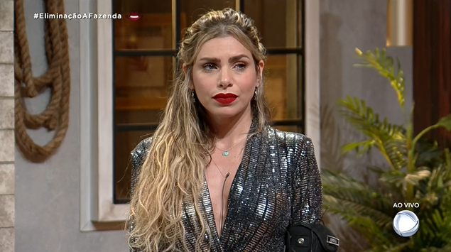 centralreality's tweet image. Erika foi eliminada, e aqui podemos enterrar essa edição onde o público preferiu deixar uma planta no jogo 

#AFazenda #EliminaçãoAFazenda