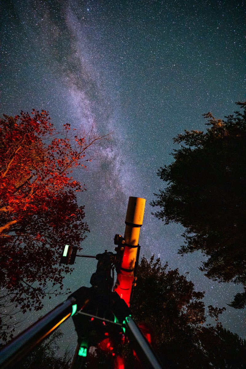 Our cabin neighbors have an intense telescope setup on the lake here and we have been stargazing all night. We can see the Milky Way with our naked eyes. It’s amazing out here in Rangeley, Maine. #MEwx #Maine #astrophotography