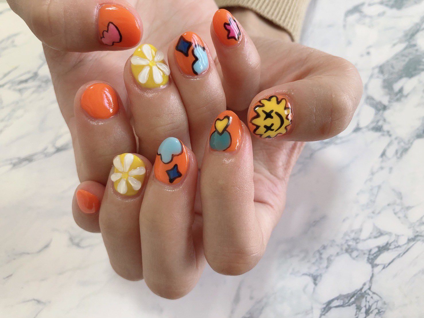 Twitter 上的 Mami ただいま New Nail Army Btsネイル バンタンネイル 可愛い 痛ネイル Bts T Co 1kzv0jag Twitter
