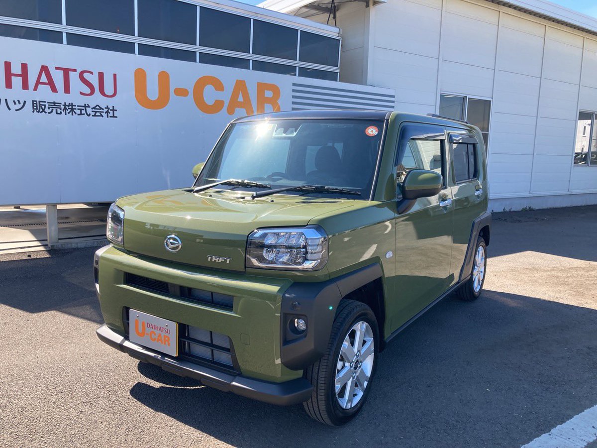 大分ダイハツ販売株式会社 大分ダイハツ中古車部です アクティブ な遊びにピッタリ タフトになります 大きな特徴はなんと 天井シェードがオープンに 秋晴れ ドライブが最高です 近隣店舗にお問合せください 売却済みはご了承