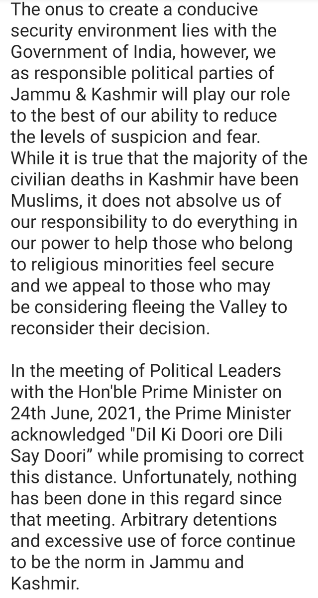 HakeemIrfan's tweet image. People's Alliance for Gupkar Declaration says that 'civilian killings have created a climate of fear that has not been seen in #Kashmir since early 90's... prevailing situation result of failure of govt policies...those planning to flee should reconsider their decision' 
#PAGD
