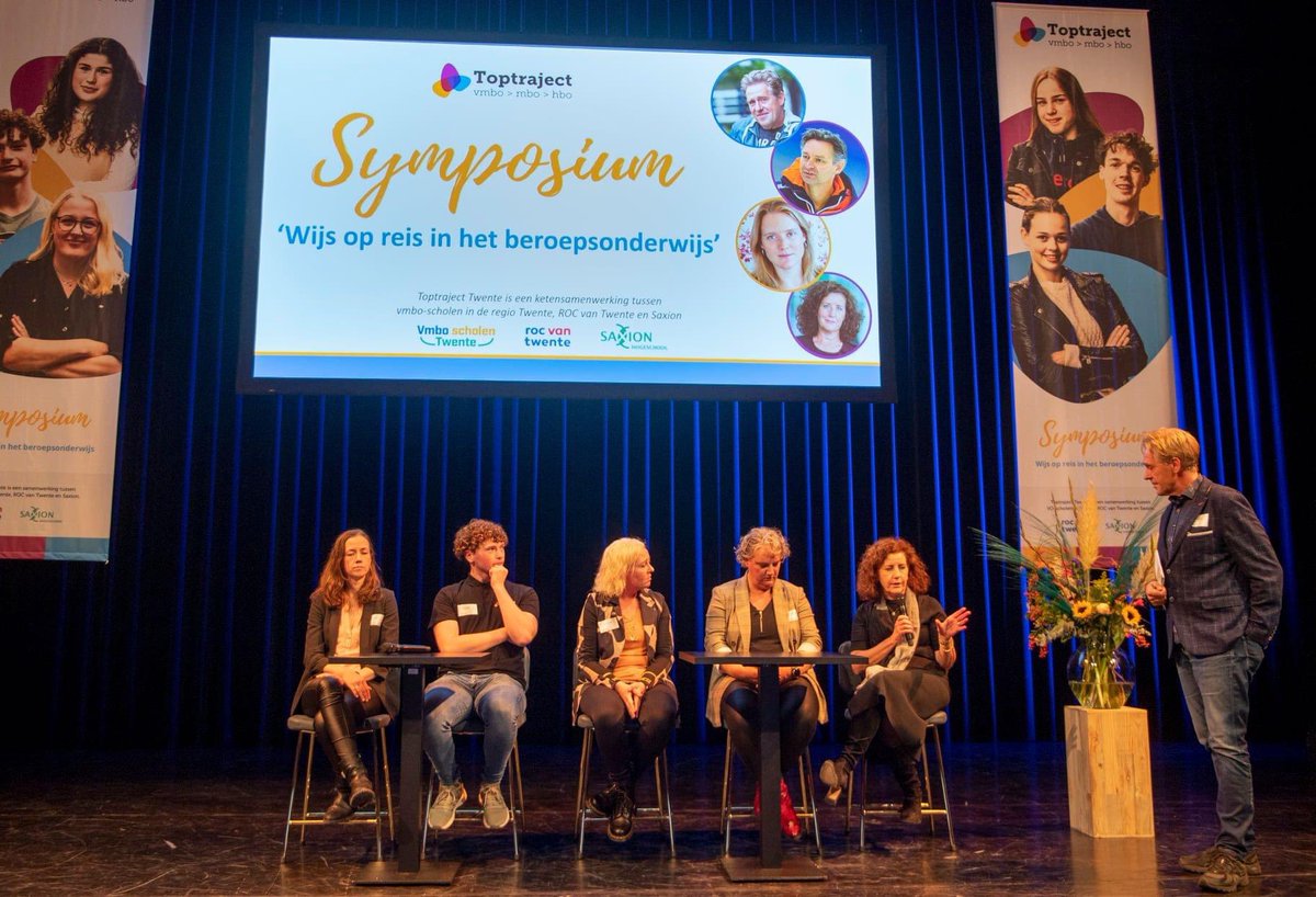 Hoog bezoek tijdens ons symposium ‘Wijs op reis in het beroepsonderwijs’. <a href="/ivanengelshoven/">Ingrid van Engelshoven</a> bezocht inspiratiesessies en ging in gesprek met o.a. docenten en studenten over de aanpak van het Toptraject. #ketensamenwerking