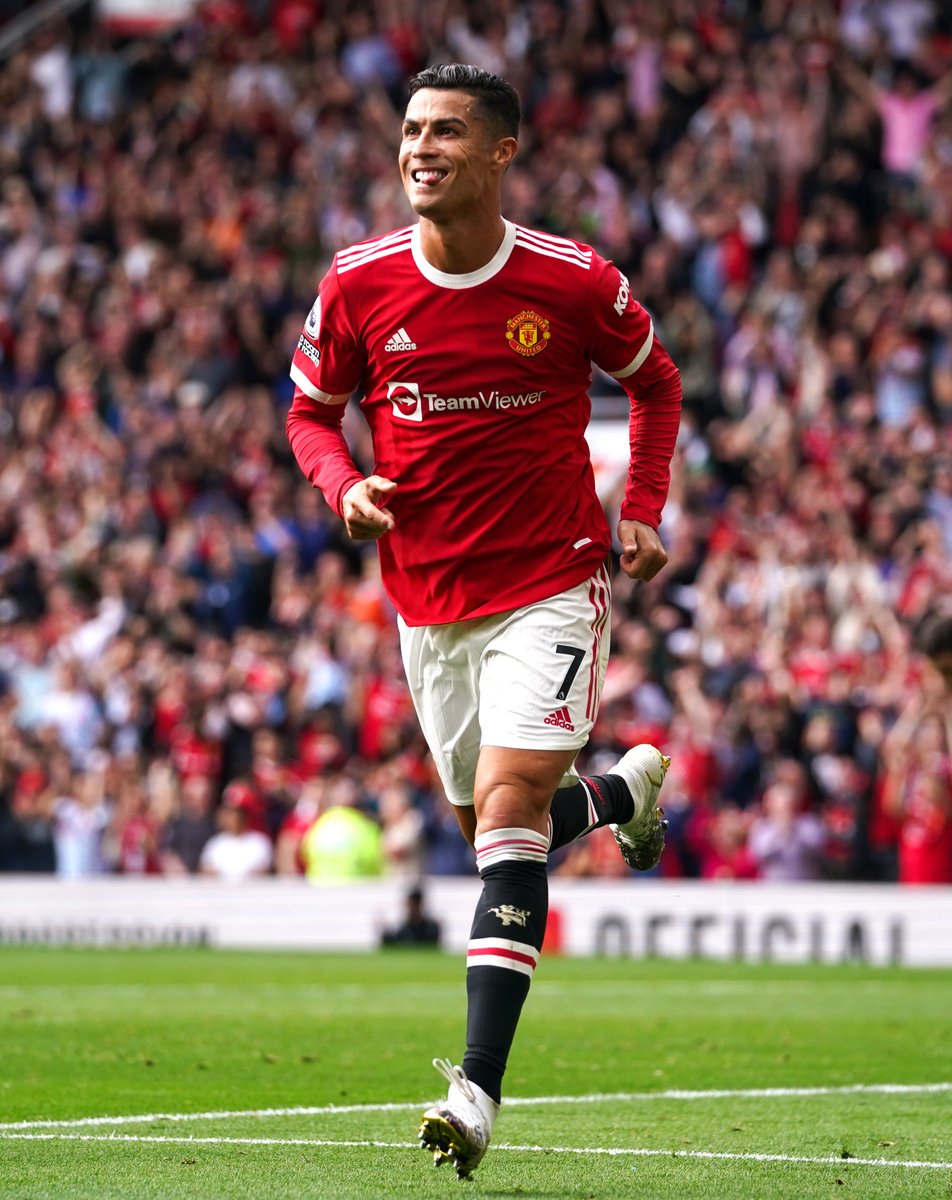 ActuFoot_'s tweet photo. Cristiano Ronaldo a été élu Joueur du mois en Premier League. 🏅

Pour son premier mois depuis son retour. 🔥 https://t.co/Rx5DDGM7Tl