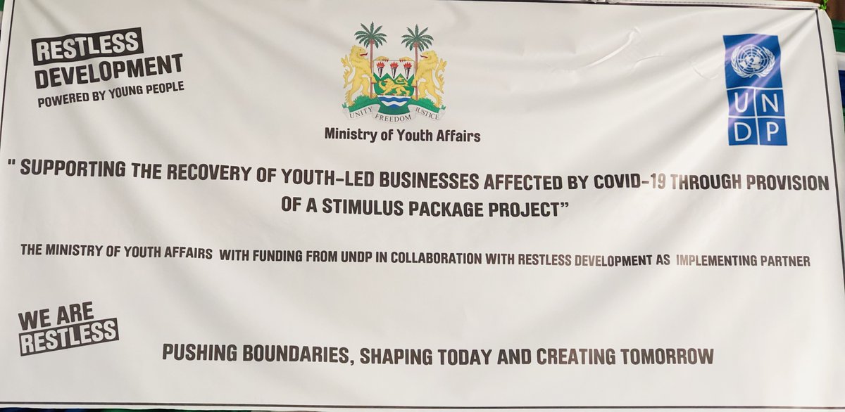 RestDevSalone's tweet image. Micro-businesses continue to serve as a source of livelihood for young people in growing economies. It is therefore our responsibility to enable their recovery amidst the COVID-19 pandemic. Join our Certification and Grant Distribution Ceremony today. 
#COVID19andSDGs
#UNDP