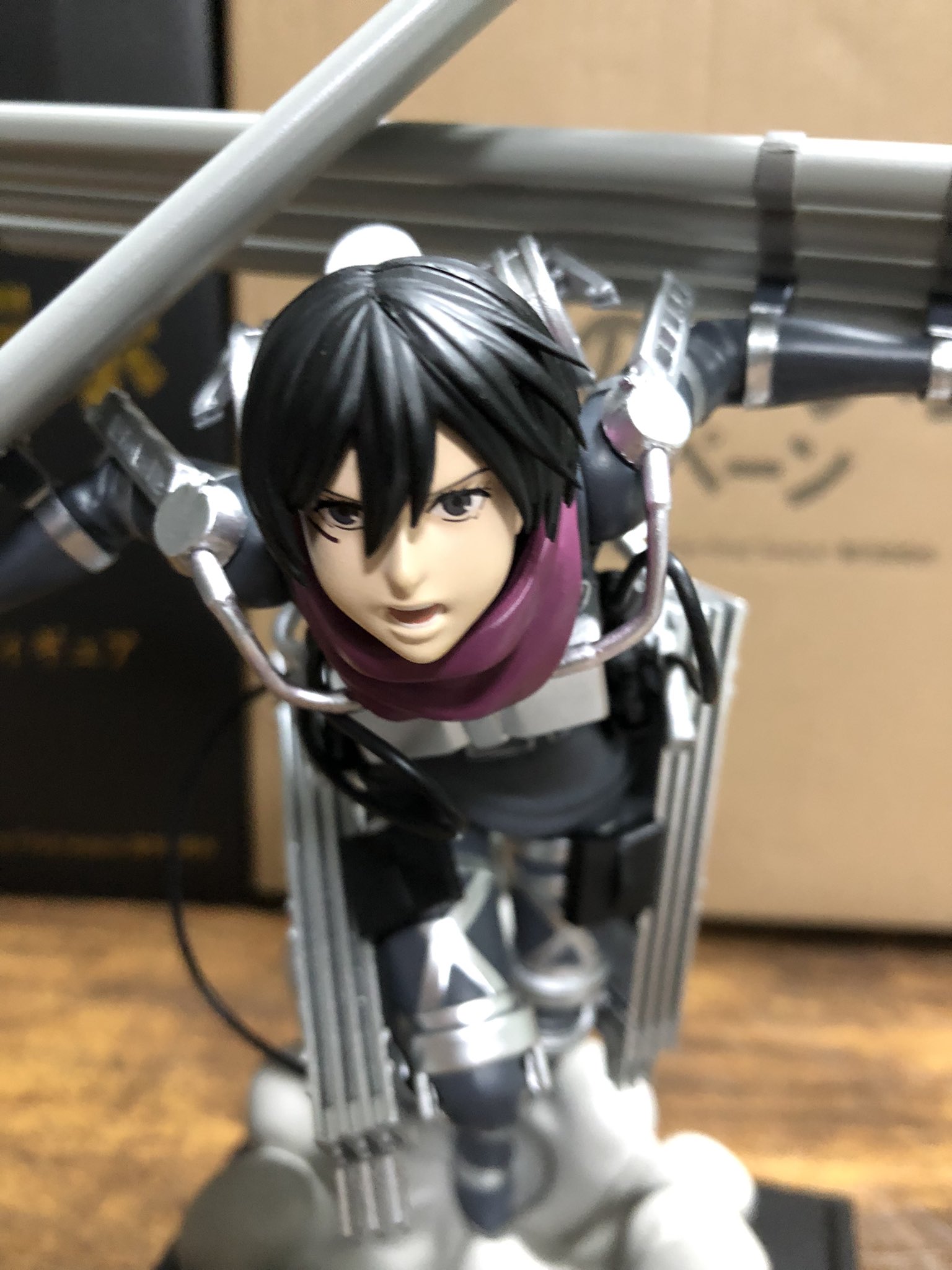docomo ドコモ 進撃の巨人 コラボフィギュア お詫びポスター付き 未