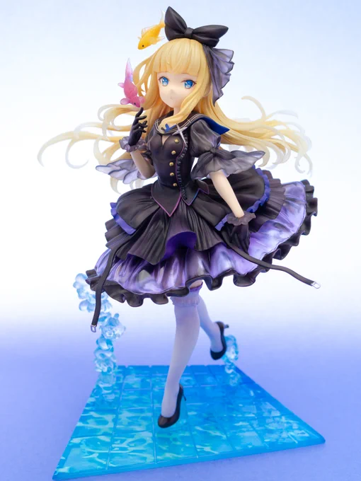 フィギュア「透花回廊～水底のアリス～」が予約開始しました🎉透明感と浮遊感すばらしい✨
透花回廊～水底のアリス～ | GOODSMILE ONLINE SHOP https://t.co/nIAUZ7rR0V 
