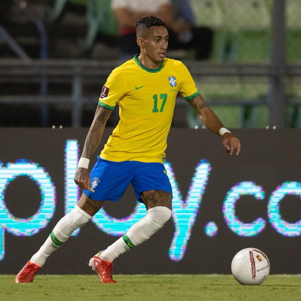 marshyleeds's tweet photo. Raphinha going global - so good to see his Brazil debut go so well.
An unreal talent and a deserved reward for an excellent year at Leeds. 
Once again: that £17m fee is pure daylight robbery. Victor Orta has had Rennes’ pants down https://t.co/icLrPqtlPK