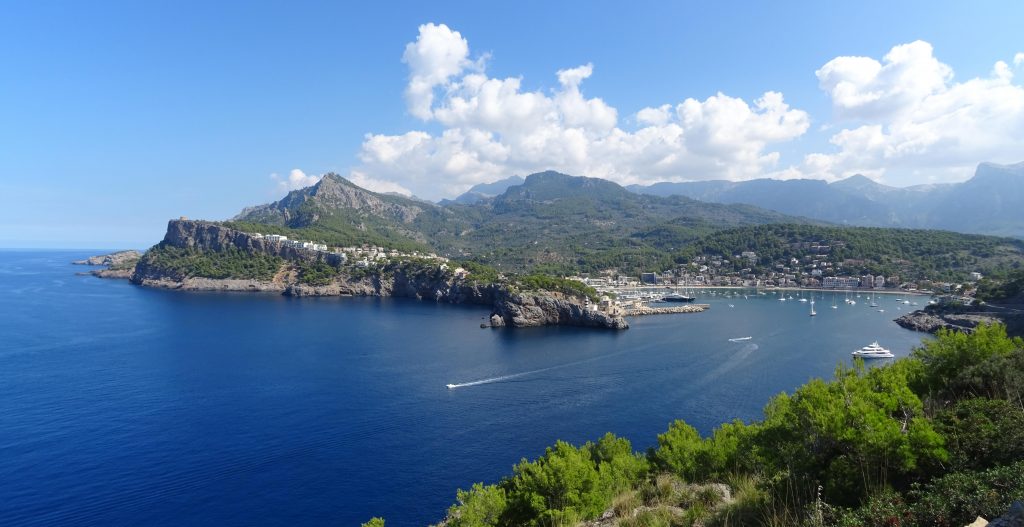Foravila_IB's tweet photo. Caminem pels camins de Muleta i la Punta de Sóller
https://t.co/MlpOVvmVaZ https://t.co/Dz9NmKjYPy