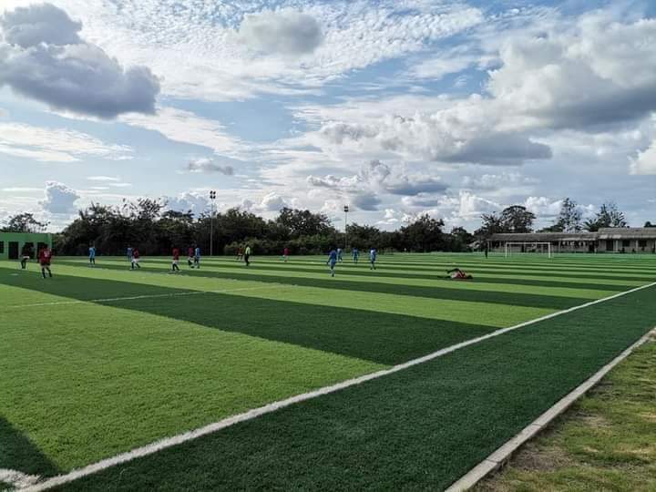 KGoodNews_'s tweet photo. Artificial turf by the President Nana Addo Dankwa Akufo-Addo in Akim Oda Old Town Zongo.

#PresidentToursEasternRegion 
#ServiceInProgress https://t.co/kPROnYKzk4