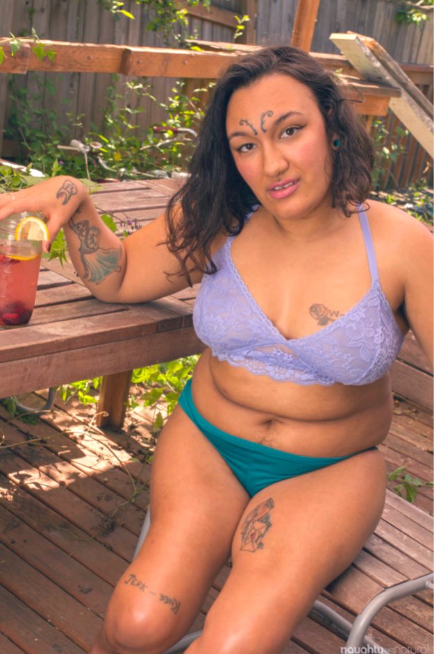 CarnegieVXXX's tweet photo. Throwback Thursday Pix are from me vs the punk backyard summer realness with Naughty Natural @xNikkiSilverx Currently growing out to get ready for a shoot at NN with @sairabarbaric in March 2022! Your girl’s going hairy! Again! https://t.co/6aR4zdGqGL