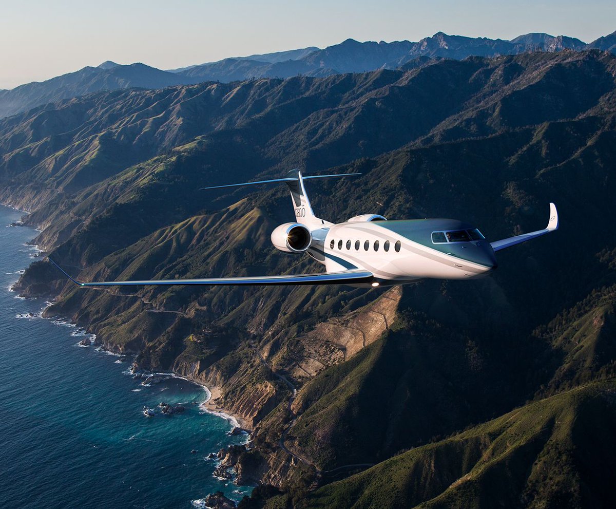 GQ_France's tweet photo. Voyage-Voyage : le nouveau Gulfstream G800 offre la plus grande autonomie du monde pour un avion d'affaires, capable de voler 8.000 miles nautiques (14.800 km) à mach 0.85 (1.000 km/h) pour transporter 19 passagers dans le confort ouaté d’un jet privé. Prix 71.5 M $ soit 62 M € https://t.co/A5VHqoO3IQ