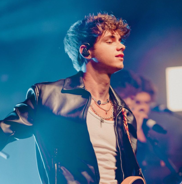 someday <3 
y'all were amazing yesterday, too bad i couldn't be there !!
here's cheat-lane Corbyn cause my lane Zach mf Dean Herron didn't do a post
#whydontwe #proudofwdw #LoveBackconcert #zdh #cmb #jmrf #djs #jra