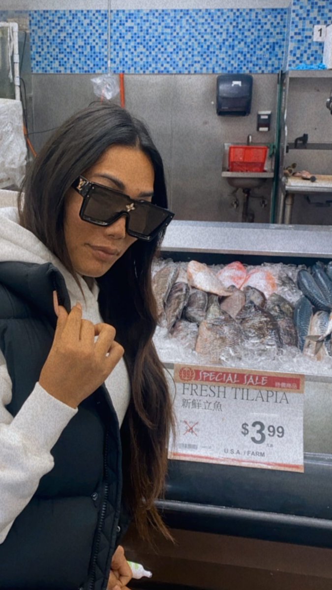 Gia Gunn tweet media