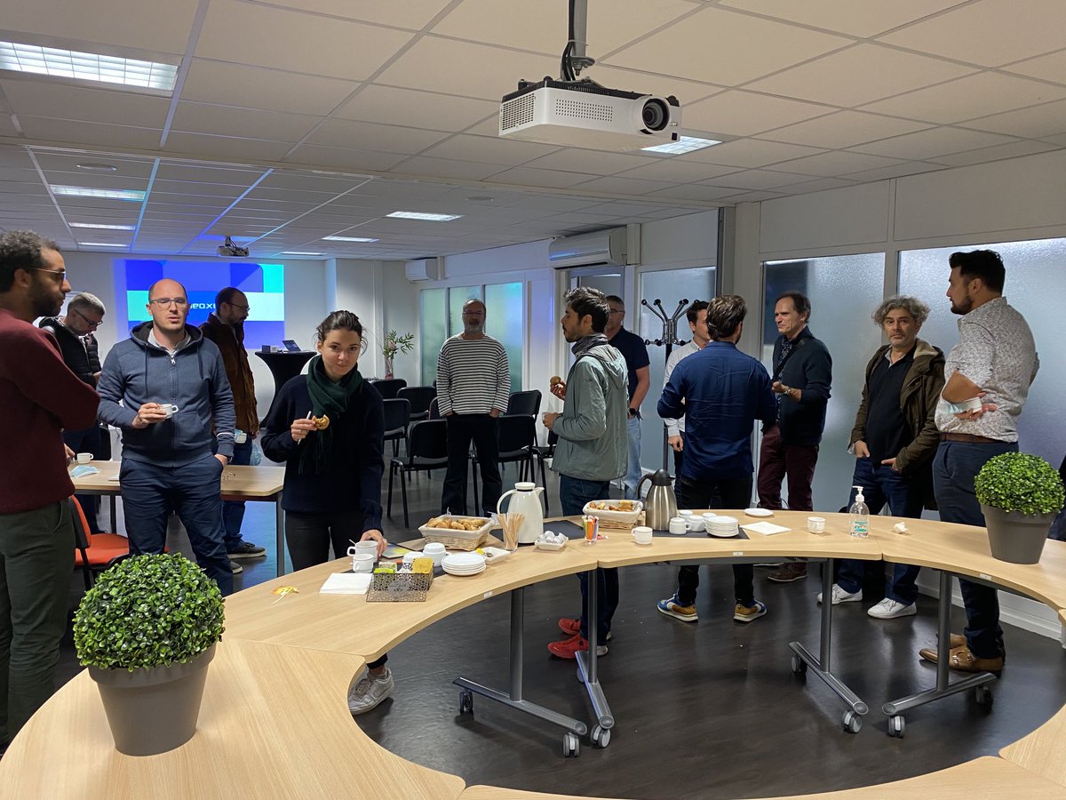 Démarrage du #meetup #lowcode #nocode animé par Neoxia