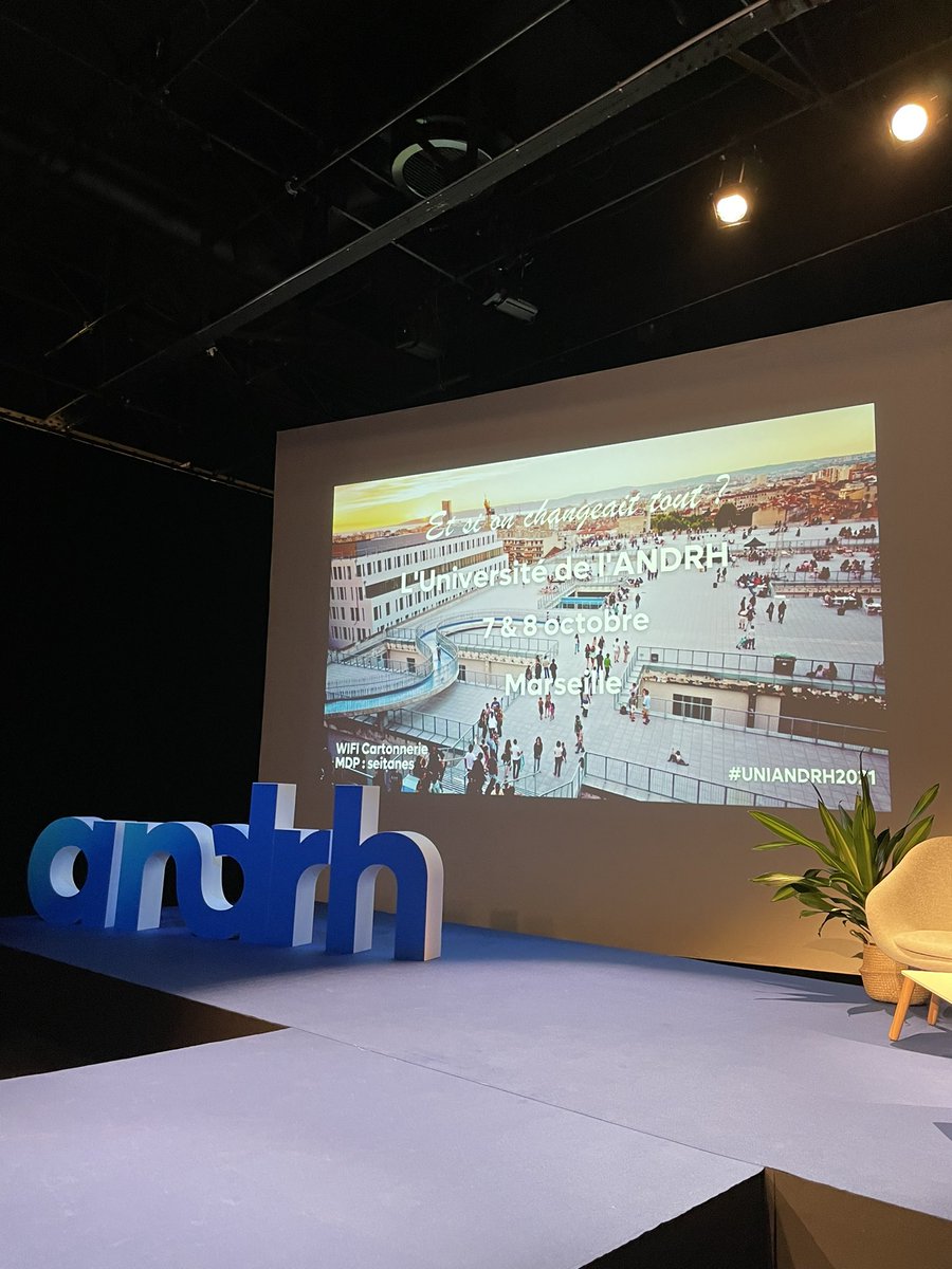 Heureuse de participer à la première table ronde de la deuxième journée de l’Universite de l’ANDRH #uniandrh2021 pour discuter compétences et transition écologique #HCMcloud