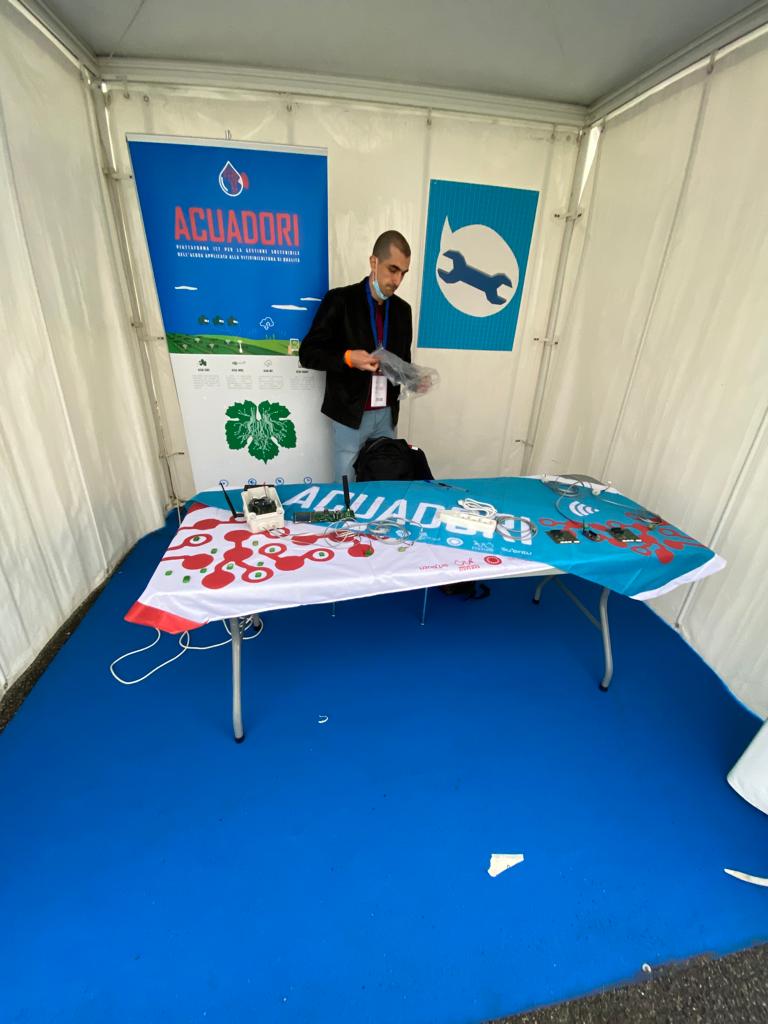 acuadori's tweet photo. Oggi presentiamo la nostra tecnologia @MakerFaireRome #MFR2021 @univca @unicaeolab @Abinsula_it https://t.co/wTsvAu6TeX