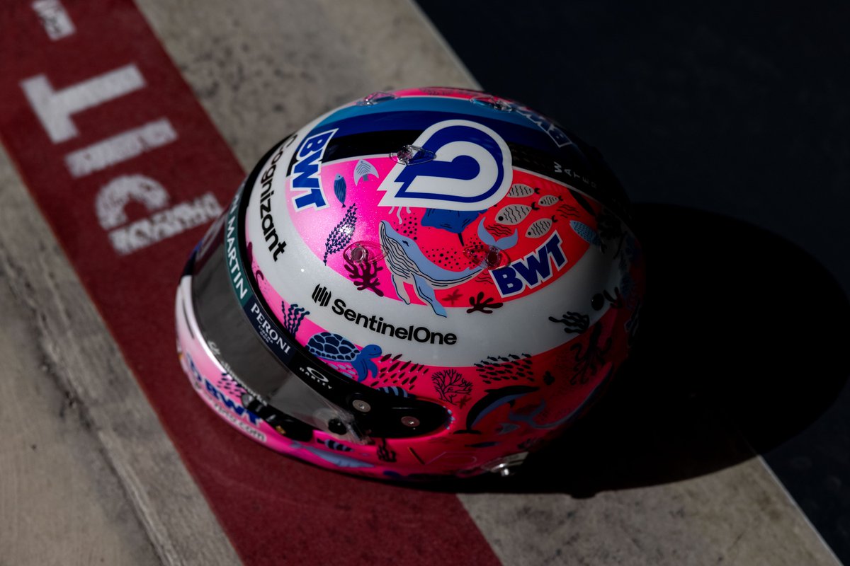 AstonMartinF1's tweet photo. Water equals life. 💙

A special helmet for Seb this weekend, as he aims to raise awareness and spread an important message; that we need to take care of our oceans.

#IAMFORCHANGE #F1 #TurkishGP https://t.co/W3KzaNMl8R