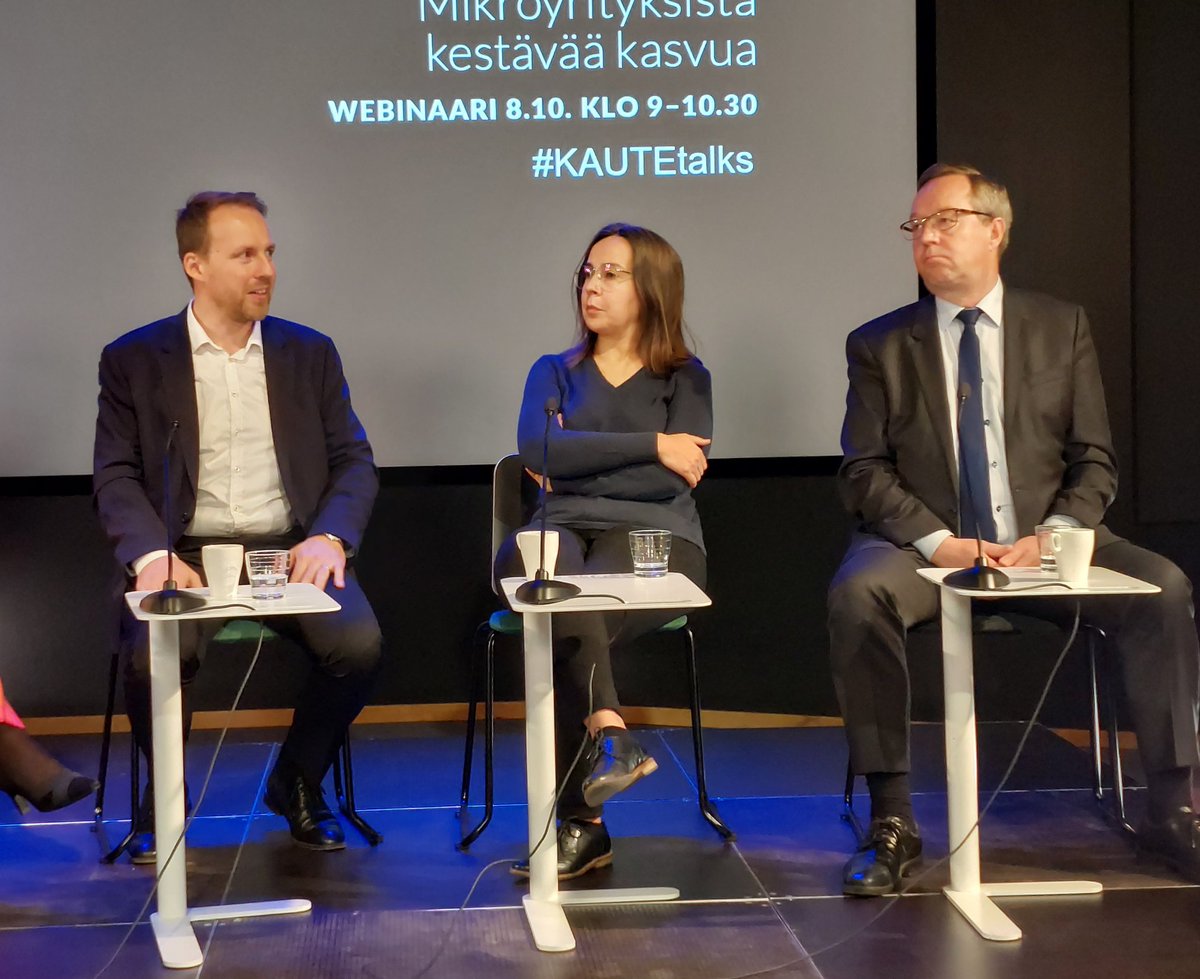 UniOulu's tweet photo. Professori @MattiMuhos : Tarvitaan työllistävyyttä, kasvua ja mikroyritysten määrää lisää. Tätä voi tukea yrittäjille tarjottavalla koulutuksella. Myös yrittävää kulttuuria pitää kehittää. #KAUTETalks #UniOuluKSI #KAUTEsäätiö https://t.co/nWWEUXu7kF