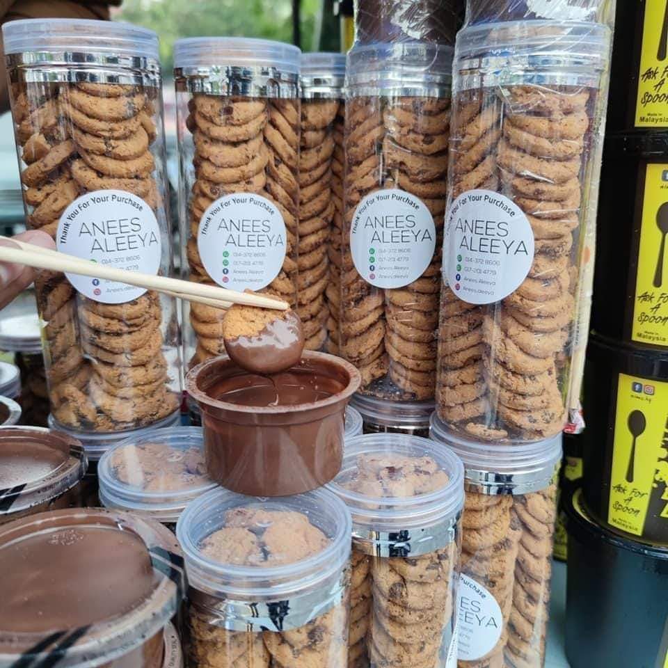 Cookies Celup Coklat Nims Chocotub On Twitter Hi Kami Ada Jual Cookies Celup Coklat Mehh Laa Beli Di Shopee Kami Rm15 Sebalang Ada Dalam 50pcs Dapat Sebekas