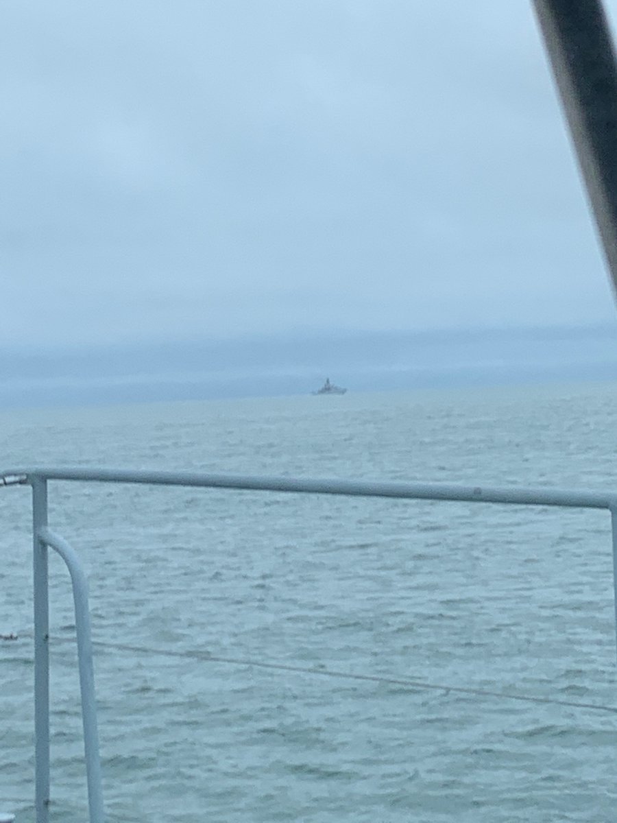 HmsSabre's tweet photo. You can run but you can’t hide @hms_mersey #huntingforactionsnacks #offshorepatrolsquadronmeetthecoastalforcessquadron #Smallerisbetter #weaponsfree @CdrJamieWells https://t.co/YRiK6PfugY