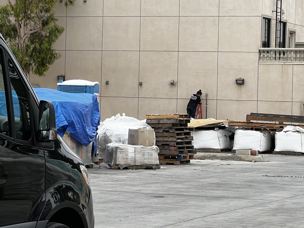 trinitynetworx's tweet image. Pulling fiber through 400 feet of 3” conduit to extend a IT Network for client to a new area. #trinitynetworx #infrastructurecabling