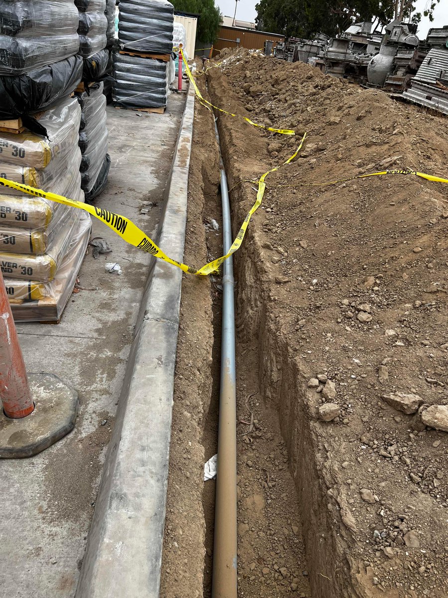 trinitynetworx's tweet image. Pulling fiber through 400 feet of 3” conduit to extend a IT Network for client to a new area. #trinitynetworx #infrastructurecabling