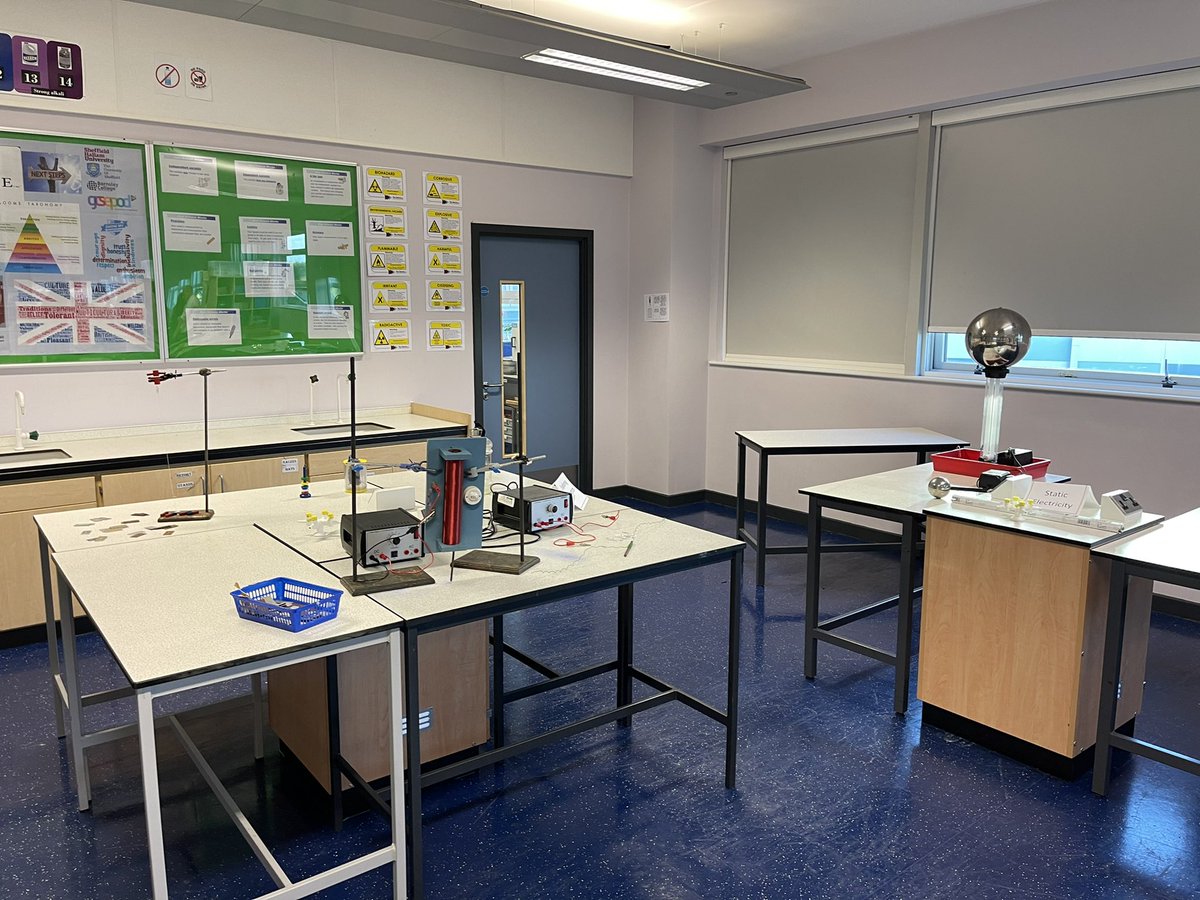 DearneScience's tweet photo. All ready and raring to go. We are really looking forward to meeting all the Y6 students. @DrVenning @MrBagnall3 @Mr_Cadman13 @MissSmithDearne @VConway85 https://t.co/svL3ZYXLkT