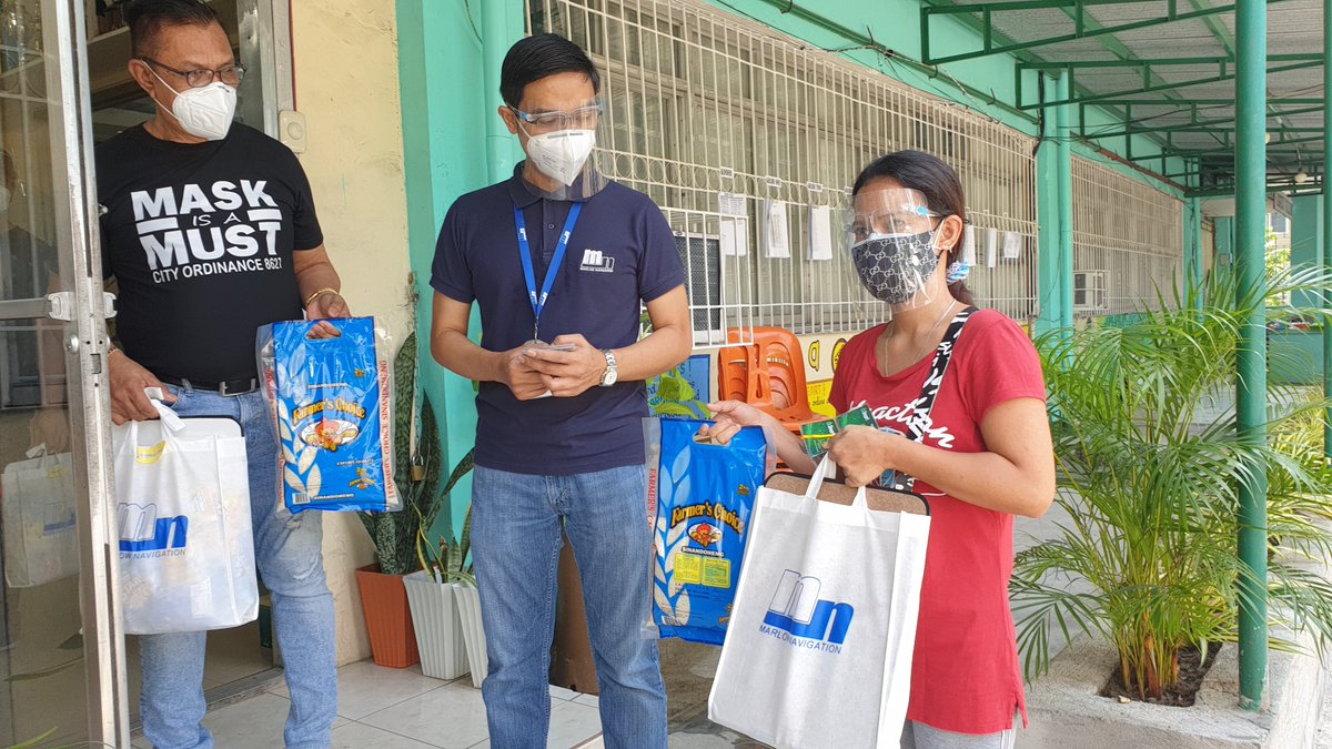 Marlow_Group's tweet photo. Our support 4 local schools in 🇵🇭 continues & into next year. Includes smartphone load to help make online learning more accessible, together with other supplies + goodies. Keep up the great work kids!
#Philippines #Education
#Maritime #Shipping #AtSeaForAll
#MarlowNavigation https://t.co/WgQ2p2D2xS