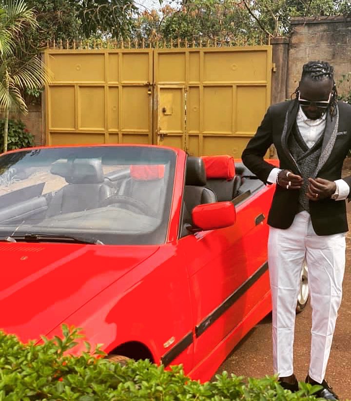 It’s a Friday what’s plans do u have? Better be productive in whatever you have planned. 

#Monia❤️ youtu.be/GlLQ9SfsTyM