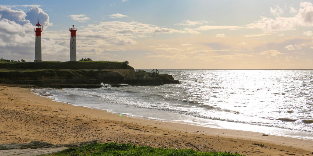 RochefortOcean's tweet photo. #Agenda
📣 Cet après-midi venez encourager les participants de l’#InfinityTrail à l’#Îledaix, une #course de 6,7 km où vous pourrez découvrir le #FortLiedot, emblématique de l’île 🏃🏻🏝
Plus d’infos 👉 https://t.co/0qDoibjRnO
@DemoiselleFM
#competitionsportive #defi https://t.co/DhgfQspkOP