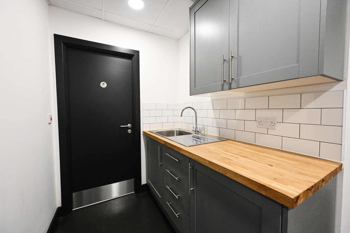 KeylandCapPLC's tweet photo. We've refurbished offices at Rocky Lane House in Aston, Birmingham, to create a fantastic environment for occupiers who want to relocate from the city centre. Looks great, doesn't it?

#business #property #investment https://t.co/XeYDCyWfY6