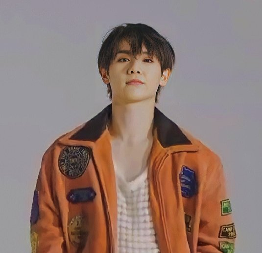 ireadthisfic's tweet photo. ชอบลุคนี้อะเอาดีๆ หล่อวัยรุ่นสยามน่ารักด้วย #นายท่านกรชิต https://t.co/7QVTiEa5Cv