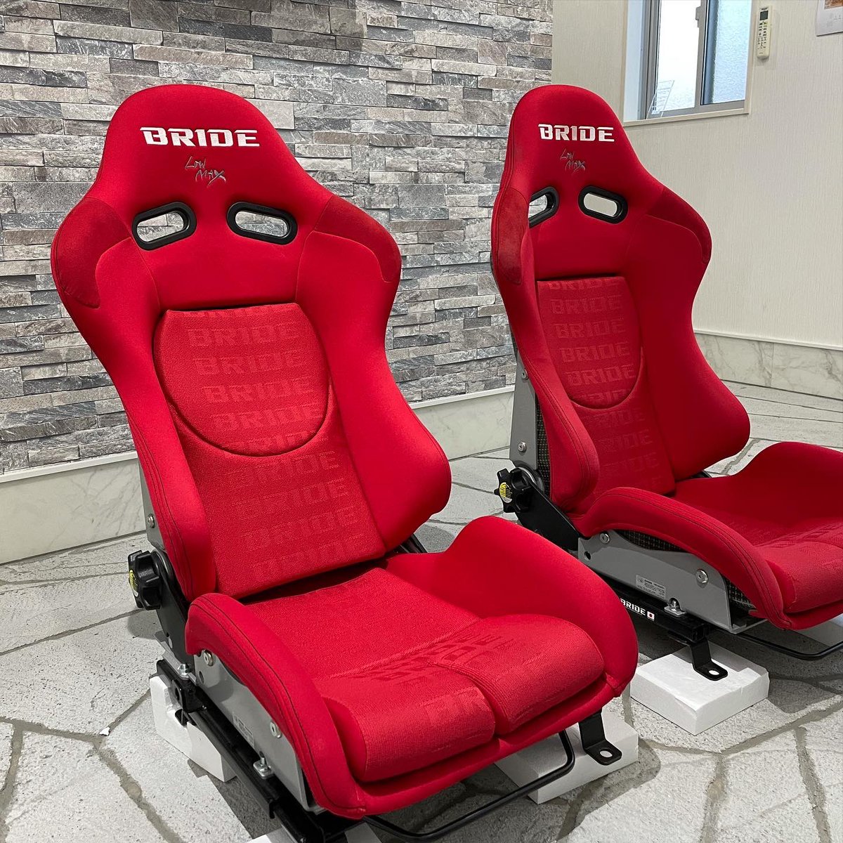 ProjectTsr's tweet photo. バケットシートを新型BRZに付けて見よー!🤗
#bride
#lowmax
#stradia2
#新型BRZ
#gr86 https://t.co/659rhPnThz