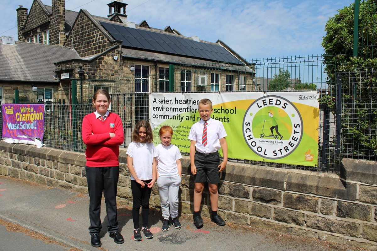 ConnectingLeeds's tweet image. Westgate Primary School in Otley has been awarded a gold school travel award, in recognition of its commitment to active and sustainable travel 👣 🛴 

Read more 👇
orlo.uk/Westgate_4Qk91

#WalkItRideIt