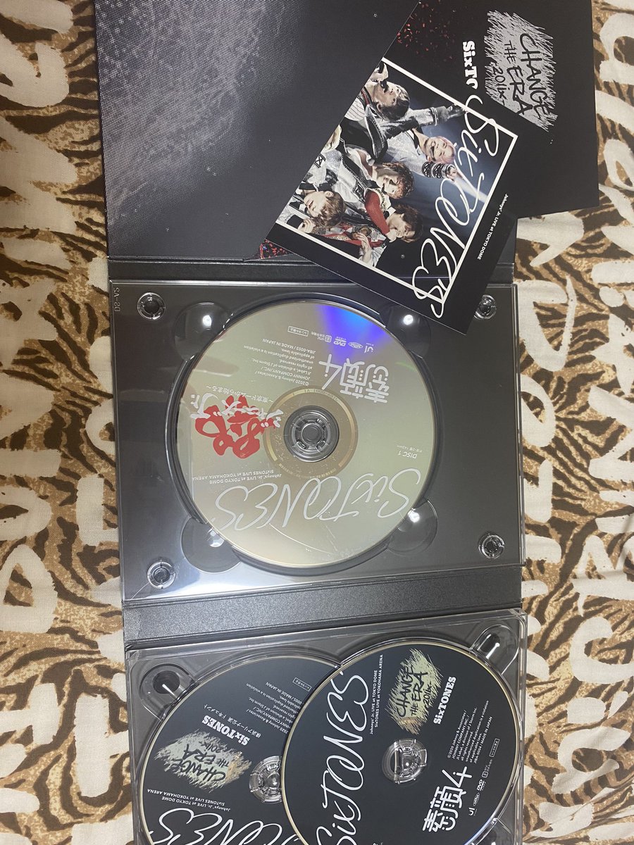 nosuke_0324's tweet photo. 素顔4 SixTONES盤
担当降りたので手放します。

お譲り���4.0

#素顔4 #SixTONES盤 #SixTONES譲 https://t.co/A3HJBQytt4