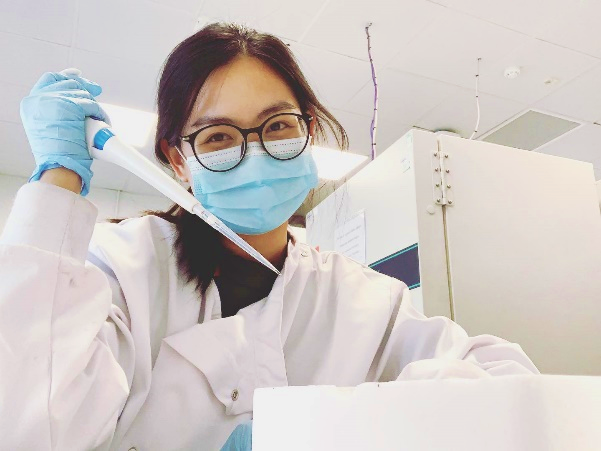 LivUniISMIB's tweet photo. #BiologyWeek Thanyaporn Tengsuttiwat, 3rd year PhD student provides an insight to her experience, Research project &amp; her PhD journey whilst studying Biochemistry @LivUni #IamABiologist @RoyalSocBio 
Read: ⬇️
https://t.co/O8sjzOmvmH https://t.co/H0xDVms138