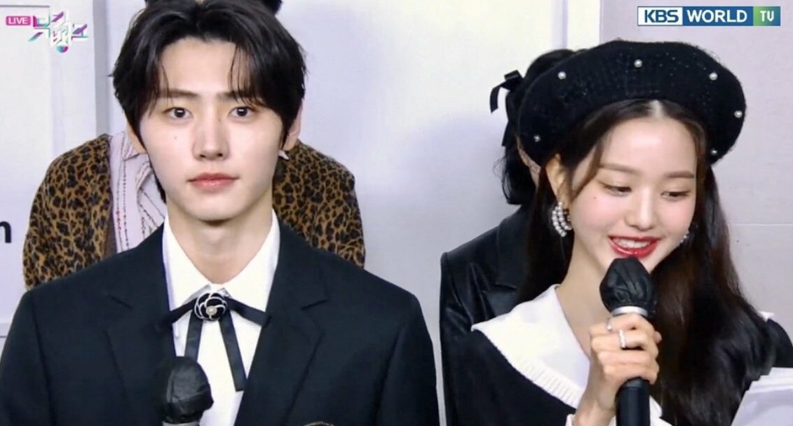 JLSUPREMACY_'s tweet photo. Sunghoon &amp; Wonyoung's Outfit today #WelcomeMCWonHoon https://t.co/IuVgk5tp9A