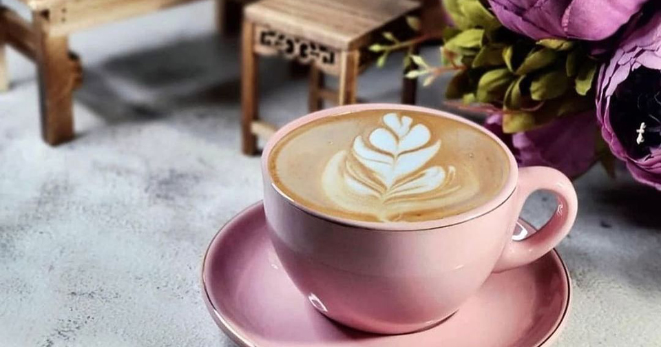 TiCafew's tweet photo. ☕ Au quotidien quels bienfaits du café ressentez-vous ?
#cafe #Robusta #krups #Senseo #DeLonghi #caféengrain #arabicacoffee #cafécolombien #ticafewfrance #café #ticafew #arabica #bluemountain #cafébrésilien #machineàcafé #capuccino #Maxicoffee https://t.co/YarqTAlOXi